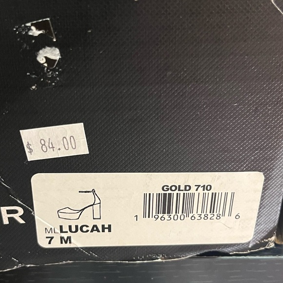 New in Box Marc Fisher Women’s Shiny Gold Platform Heels Size 7. - Picture 9 of 9